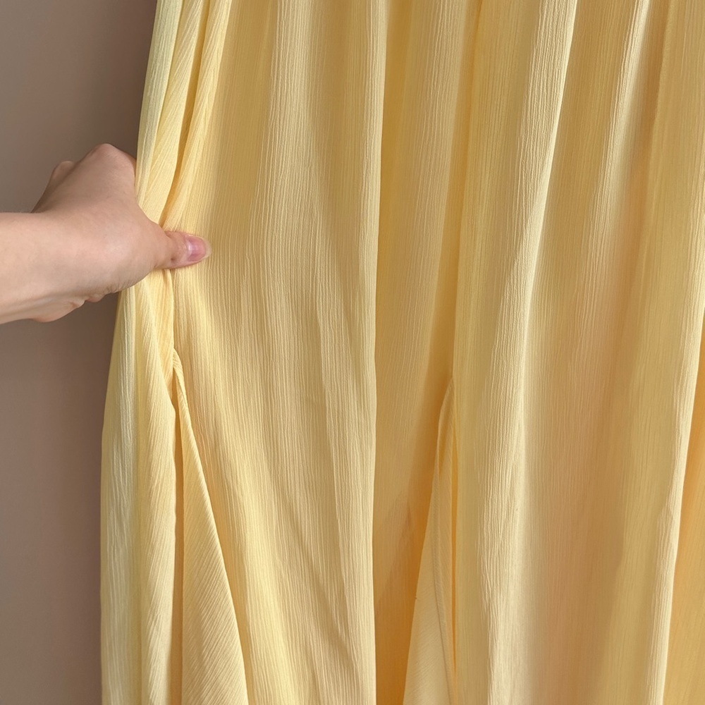 David’s Bridal Strapless Crinkle Chiffon Dress Godets, Style#F14865-ButterYellow - Picture 13 of 16
